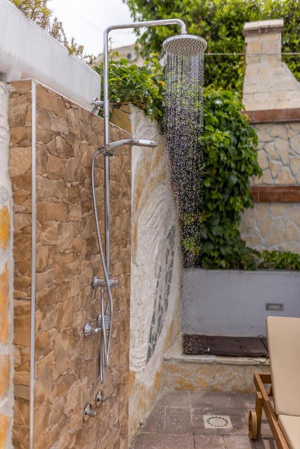 Villa Costa Blu With Pool By The Sea Trogir Eksteriør bilde